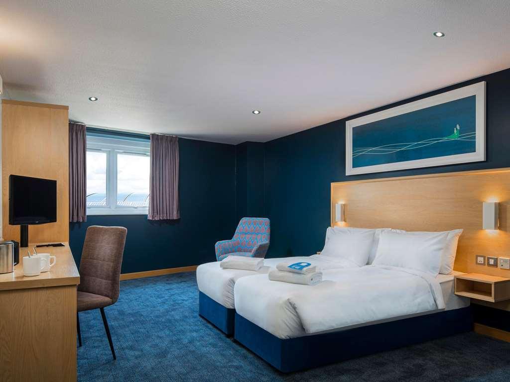 Travelodge Ashford Ашфорд Стая снимка