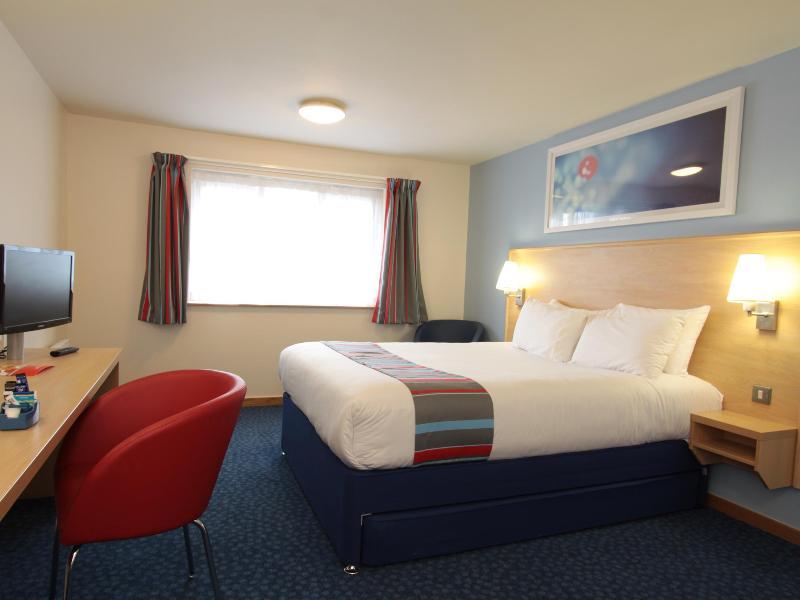 Travelodge Ashford Ашфорд Екстериор снимка