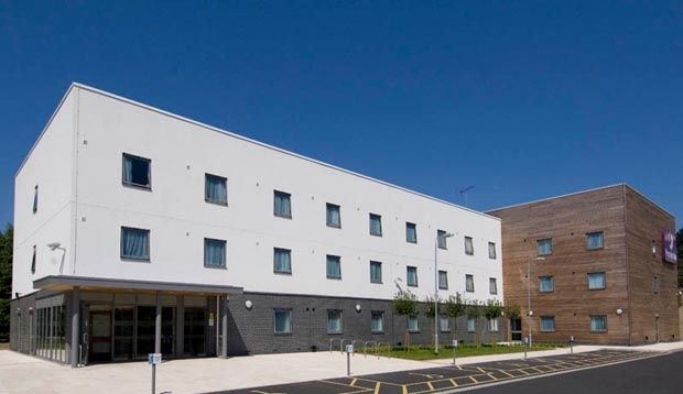 Travelodge Ashford Екстериор снимка