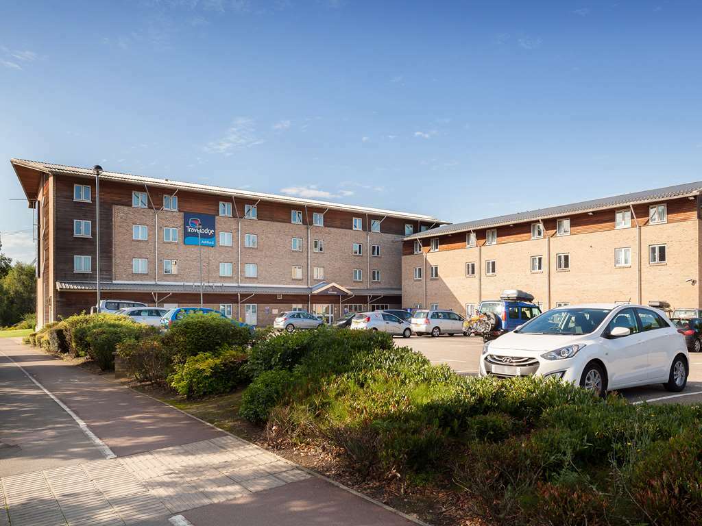 Travelodge Ashford Ашфорд Екстериор снимка