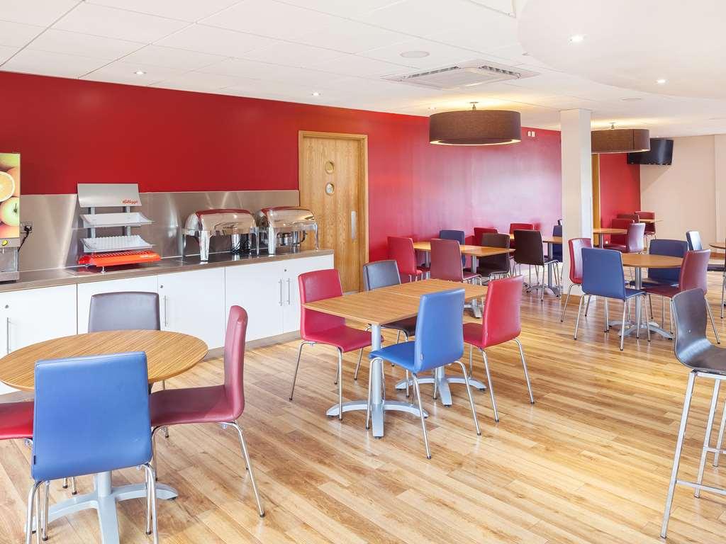 Travelodge Ashford Екстериор снимка