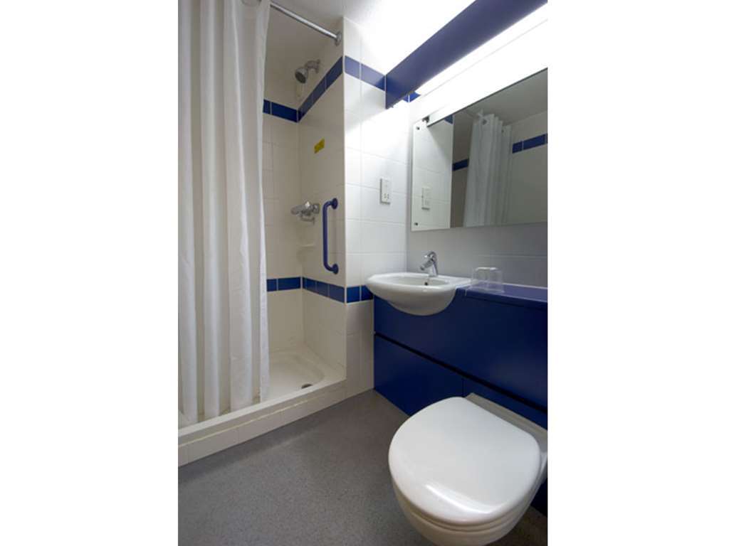Travelodge Ashford Стая снимка